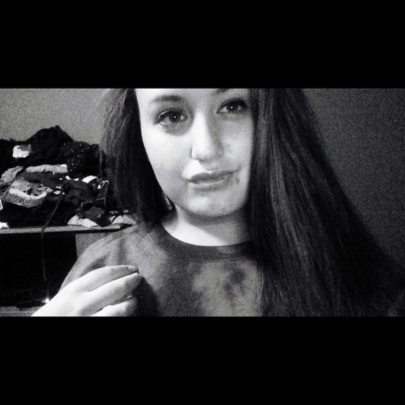 Meet your Posher, Kaitlyn