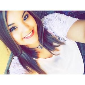 Meet your Posher, Ines