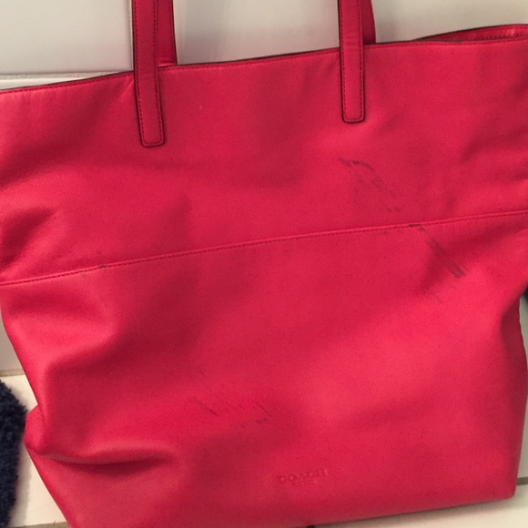 Large coach pink purse - Picture 2 of 3