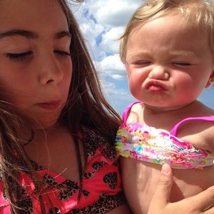 Meet your Posher, Ashley