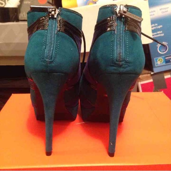 Booties - Picture 3 of 3