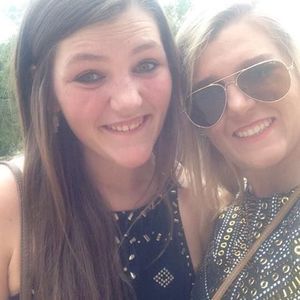 Meet your Posher, Mollye