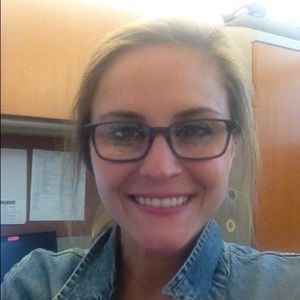 Meet your Posher, Lindsay