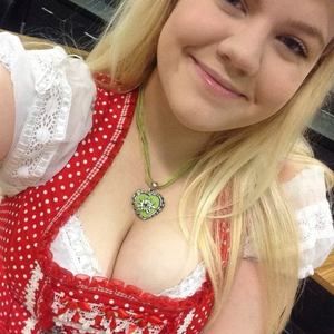 Meet your Posher, Ebba