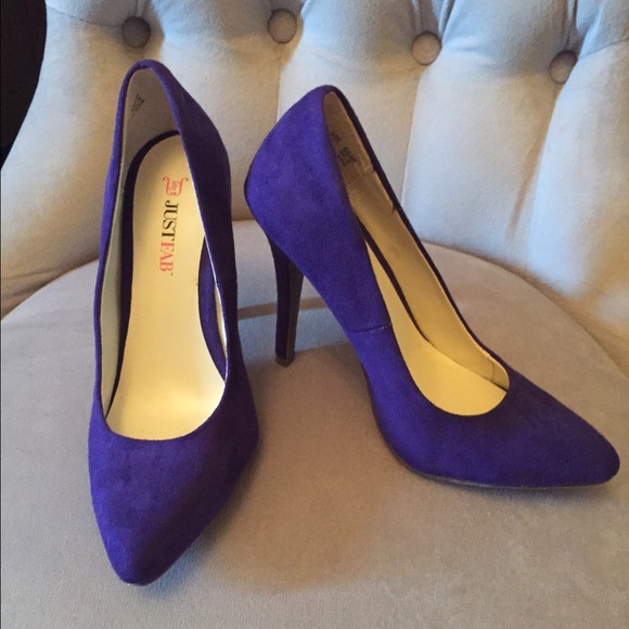 Purple faux suede pumps