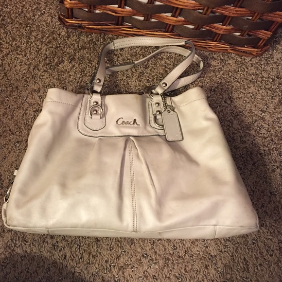 Used pearl white Coach Shoulder bag