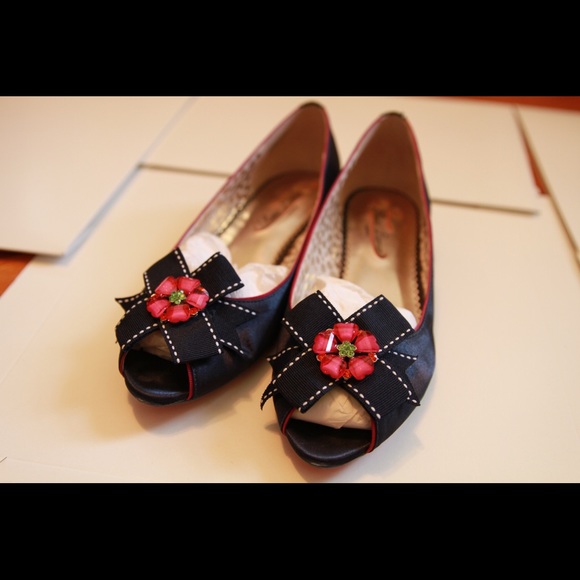 Poetic License shoes - Picture 2 of 3