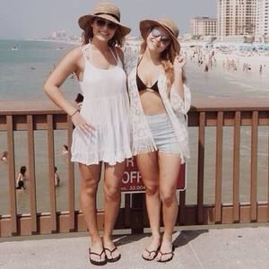 Meet your Posher, Laura