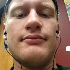 Meet your Posher, Chris