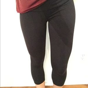 Lululemon Wunder Under Crop - Black size 6