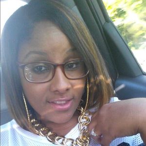 Meet your Posher, Kenzie