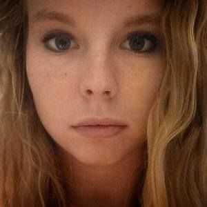 Meet your Posher, Kortney