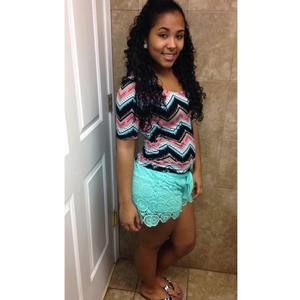 Meet your Posher, Shania