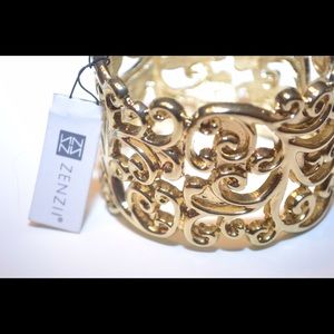 Zenzii gold scroll cuff