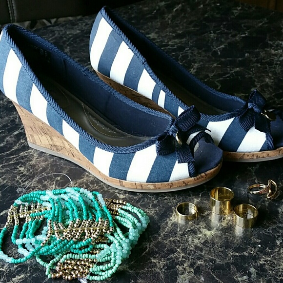 Navy and white striped cork wedges sz 8