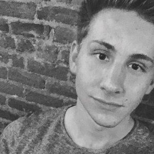 Meet your Posher, Zach