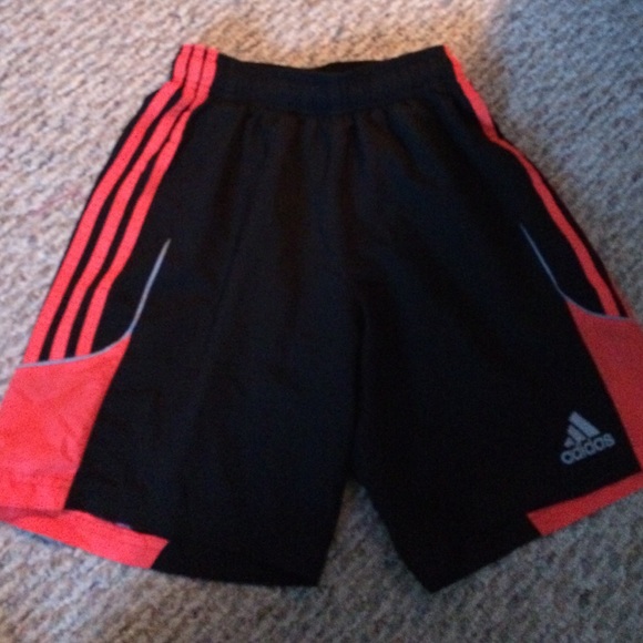 Adidas Shirt and Shorts Bundle - Picture 1 of 4