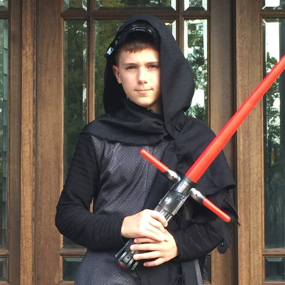 Meet your Posher, Kelly - Picture 3 of 4