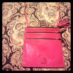 Dooney and bourke small cross body