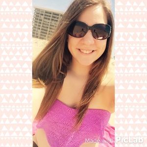 Meet your Posher, Michaela