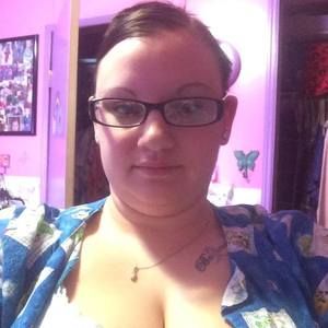 Meet your Posher, Alecia
