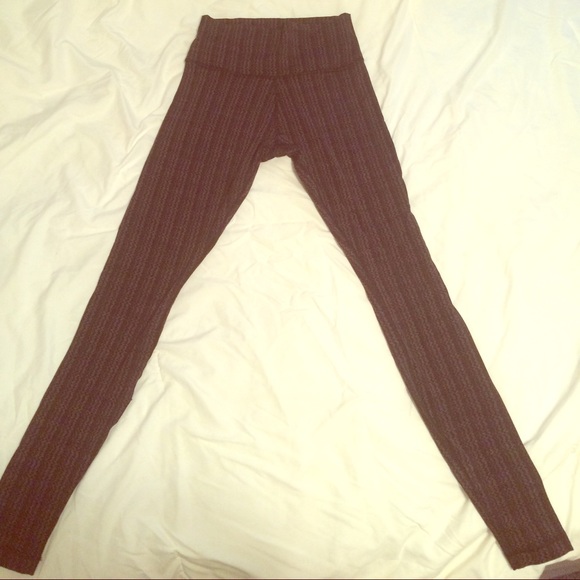 Lululemon stretch black and grey pants