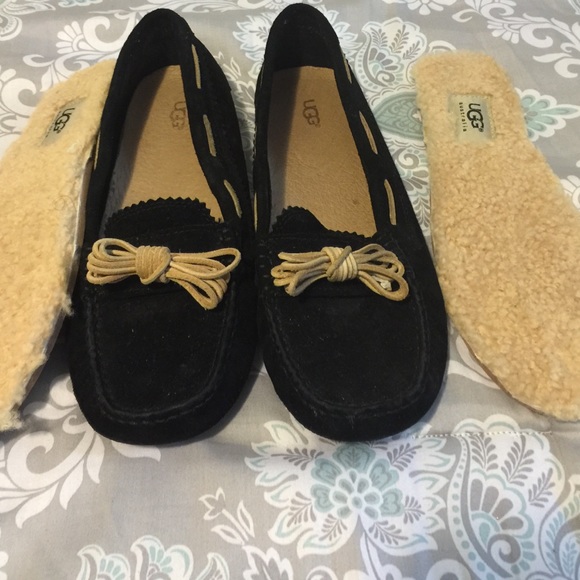 Ugg shoe