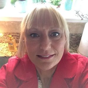 Meet your Posher, Linda