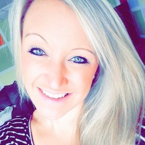 Meet your Posher, Lia