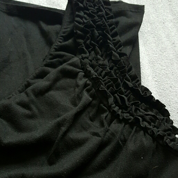 One shoulder ruffle tank - Picture 2 of 3