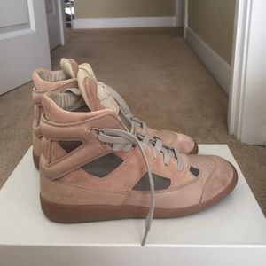 suede nude pink sneaker