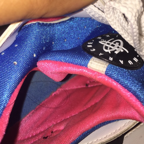 Nike Huaraches - Picture 3 of 4