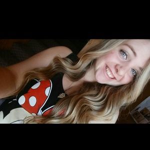 Meet your Posher, Kara