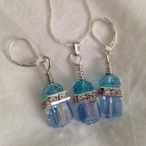 Earring pendant sets.