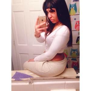 Meet your Posher, Beverly