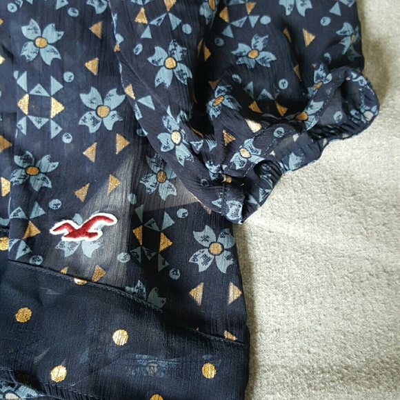 Hollister Print Blouse - Picture 4 of 4