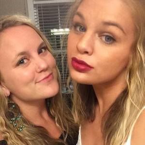 Meet your Posher, Charlotte