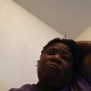 Meet your Posher, Viola