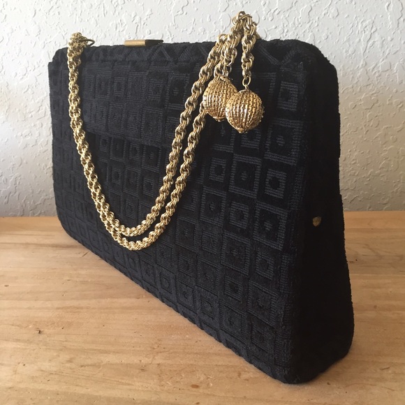 🔴SOLD🔴Lewis Vintage Large black cloth Handbag - Picture 4 of 4