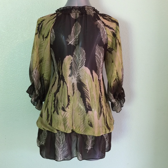 Deep V Neck Tunic/Top Sz Medium - Picture 2 of 2