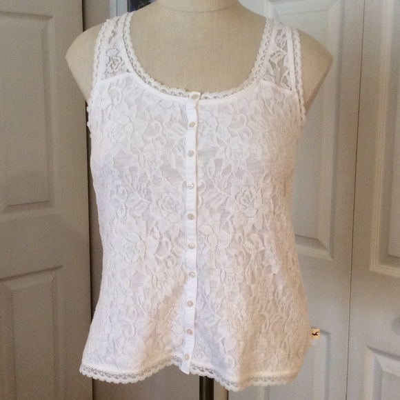 Hollister Tops - 🚫BUNDLED🚫💗Hollister Lace Button Down Tank💗