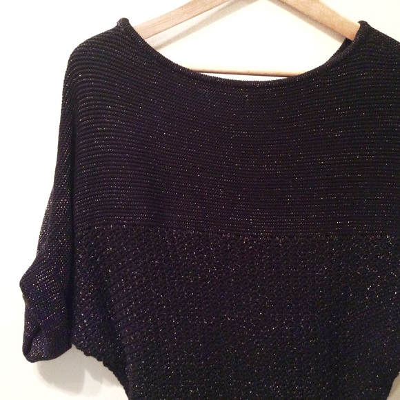 ❗️SALE❗️Black with Gold Specks Sweater