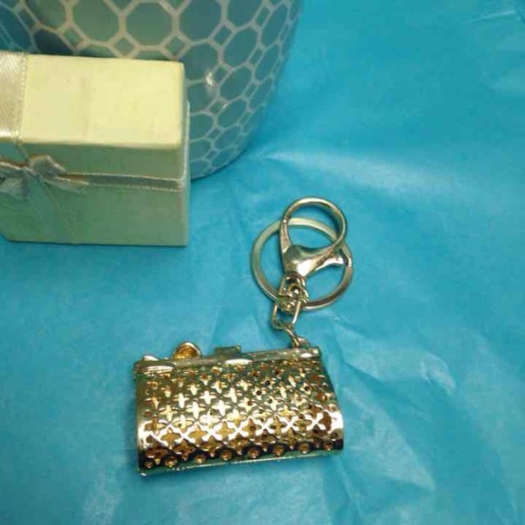 🚫SOLD🚫 Hello Kitty crystal keychain/purse charm - Picture 4 of 4