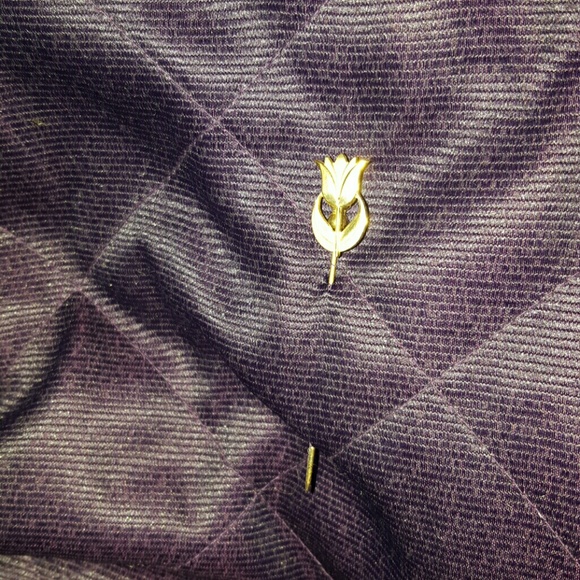 Gold tone Tulip Stickpin