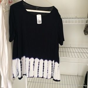 Navy/white tye dye top