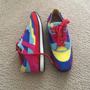 Color sneaker by Zara