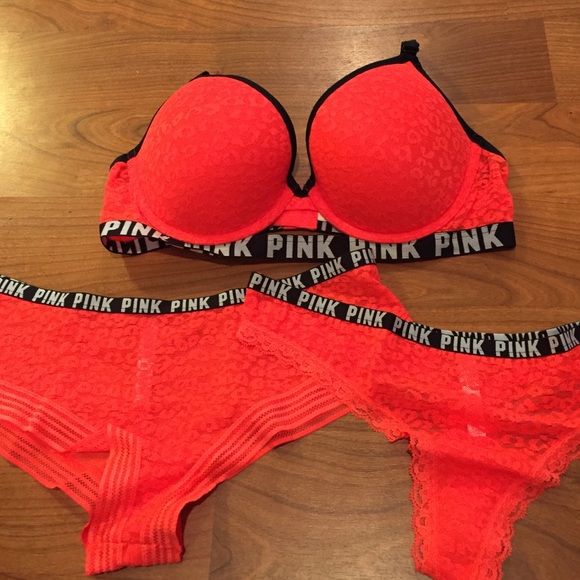 PINK Victoria's Secret Other - Priced To Sell Pink Vs Set leopard
