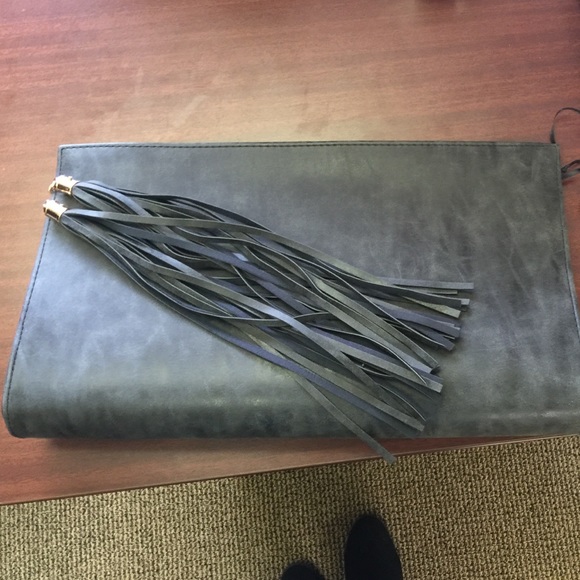 oversized clutch w tassel magnetic closure