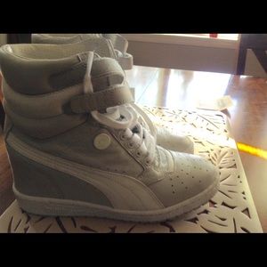 Puma white wedge,