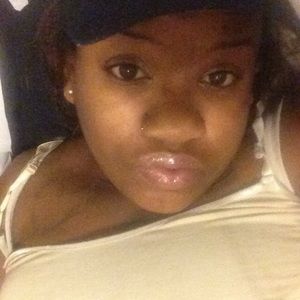 Meet your Posher, Tyeshia